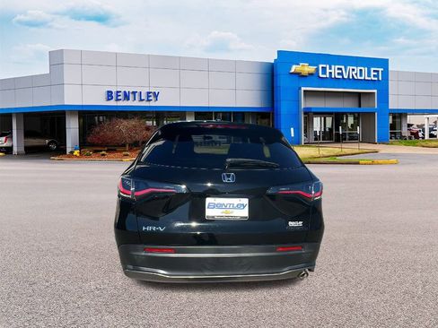 Used 2023 Honda HR-V Sport image 4