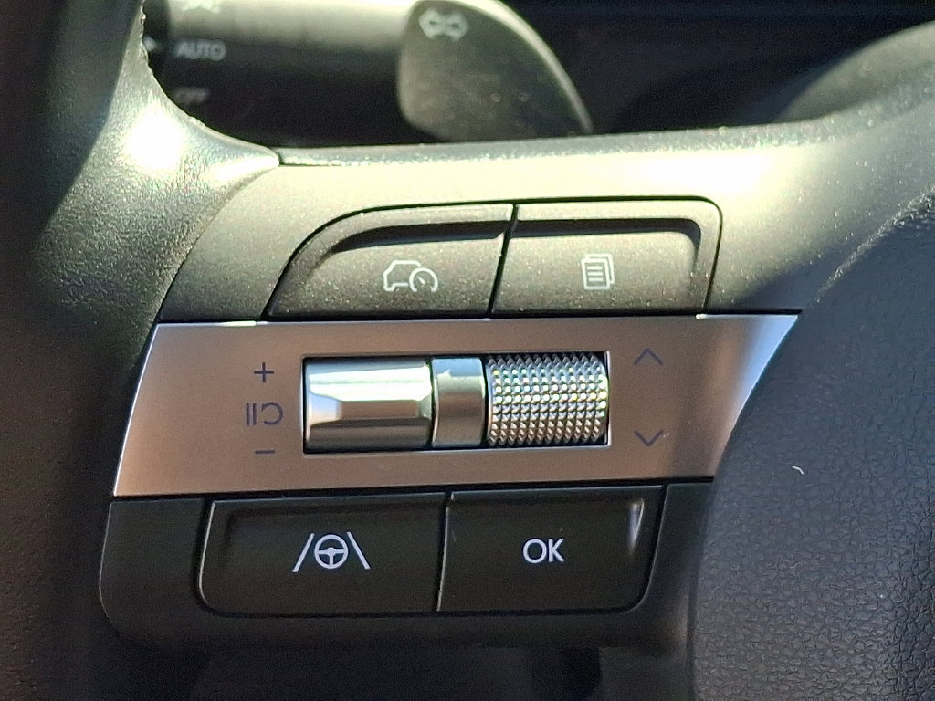 Used 2024 Hyundai Kona SEL AWD/4WD image 21