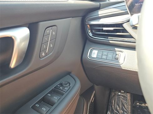 New 2025 Buick Enclave Preferred w/ Power Package image 28