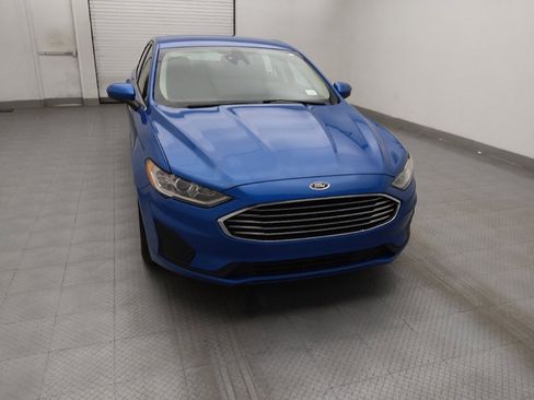 Used 2020 Ford Fusion SE FWD image 14