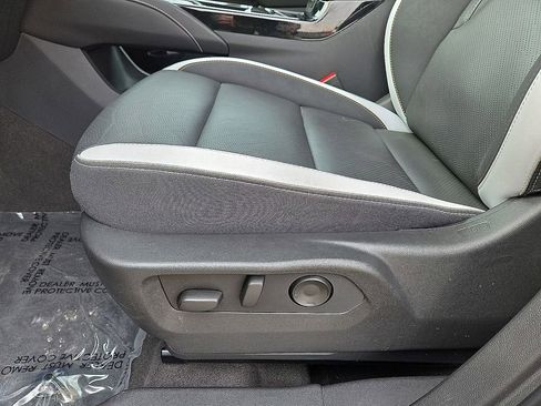 Used 2025 Buick Envision Sport Touring image 25