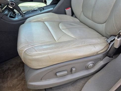 Used 2015 Chevrolet Traverse LT AWD/4WD image 12