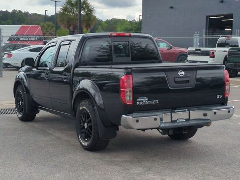 Certified 2021 Nissan Frontier SV RWD image 6
