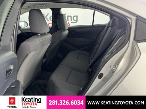 Used 2026 Toyota Corolla LE FWD image 15