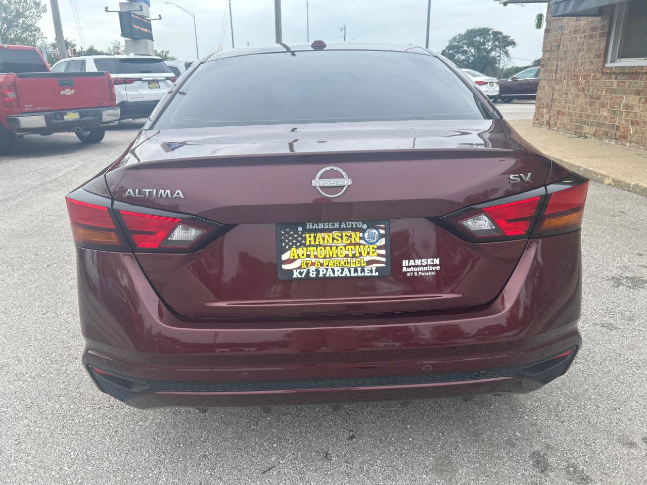 Used 2024 Nissan Altima 2.5 SV FWD image 6