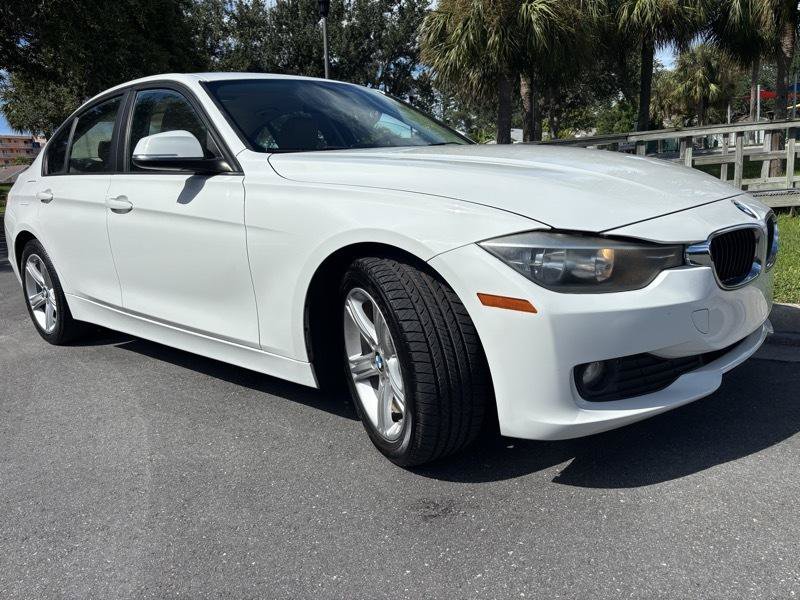 Used 2015 BMW 320i Sedan RWD image 12