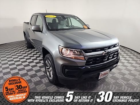 Used 2022 Chevrolet Colorado W/T w/ Custom Special Edition image 2