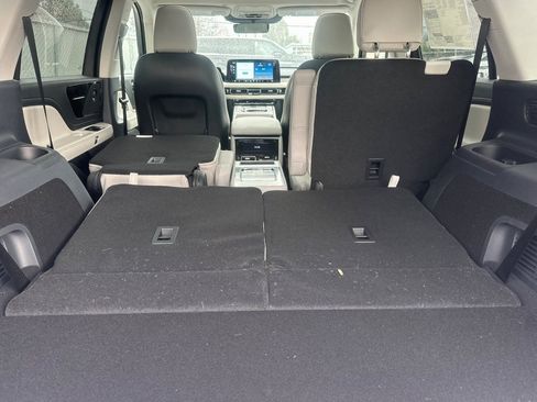 New 2026 Lincoln Aviator Reserve w/ Jet Appearance Package RWD image 14