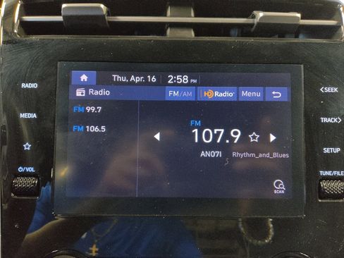 Used 2022 Hyundai Santa Cruz SE image 25