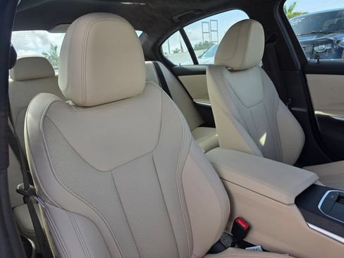 Used 2024 BMW 330i Sedan w/ Premium Package RWD image 27