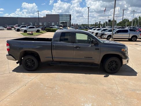 Used 2021 Toyota Tundra SR5 w/ SR5 Upgrade Package AWD/4WD image 3