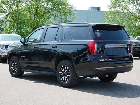 Used 2024 GMC Yukon AT4 AWD/4WD image 8