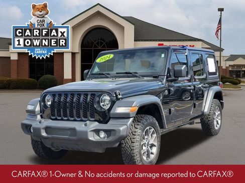 Used 2024 Jeep Wrangler Unlimited Sport AWD/4WD image 2