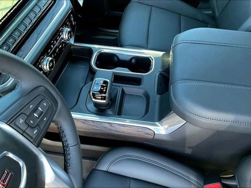 New 2026 GMC Sierra 1500 SLT w/ SLT Premium Plus Package image 9