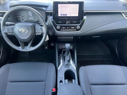 Used 2023 Toyota Corolla LE FWD image 15