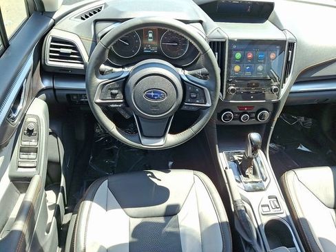 Used 2023 Subaru Crosstrek 2.5i Limited AWD/4WD image 11