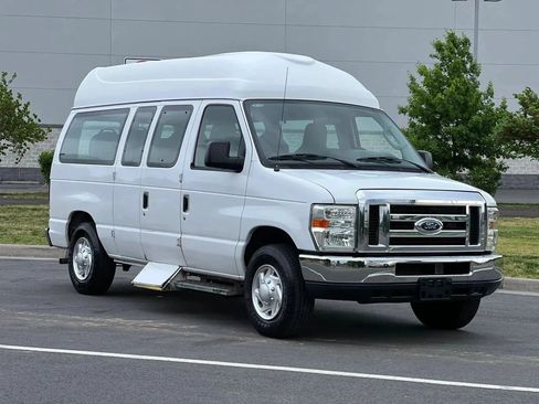 Used 2011 Ford E-150 and Econoline 150 w/ PWR Group RWD image 7