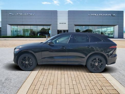 Used 2026 Jaguar F-PACE R-Dynamic S AWD/4WD image 8