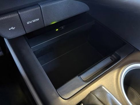 Used 2022 Toyota Camry XLE FWD image 18