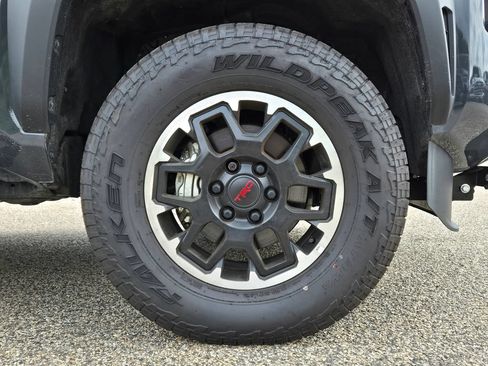 Used 2026 Toyota Tacoma TRD Off-Road AWD/4WD image 10