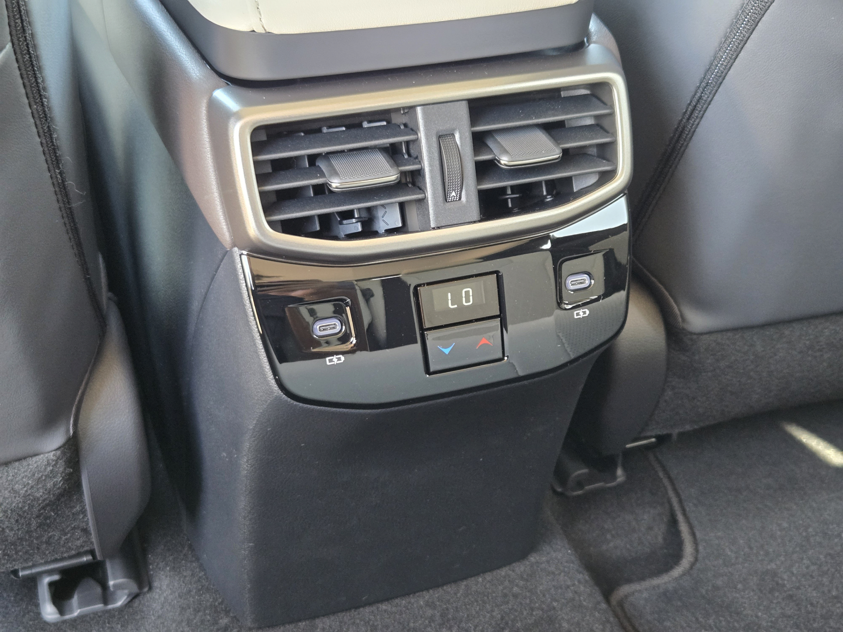 Used 2026 Lexus RX 350 Premium Plus w/ Accessory Package (Z1) FWD image 16