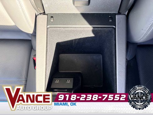 Used 2019 Porsche Cayenne S image 34