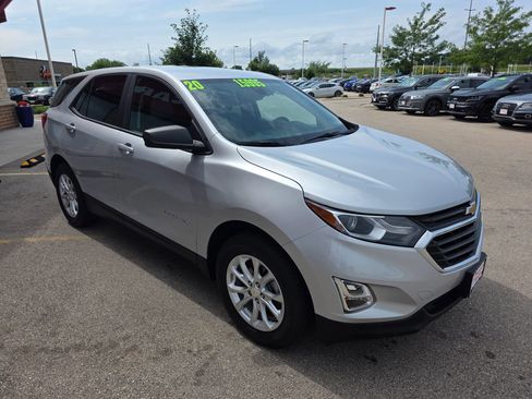 Used 2020 Chevrolet Equinox LS w/ LPO, Cargo Package image 3