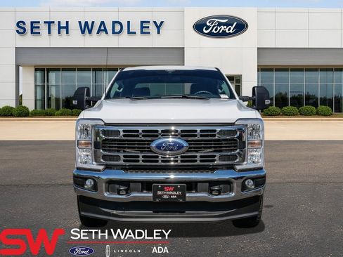 Used 2025 Ford F250 XLT w/ FX4 Off-Road Package image 2