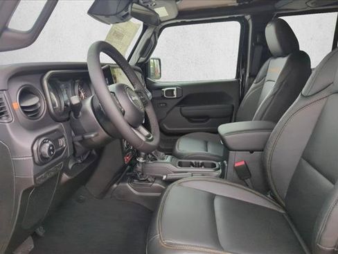 New 2026 Jeep Gladiator Mojave AWD/4WD image 3