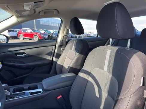 New 2025 Nissan Sentra SV image 25