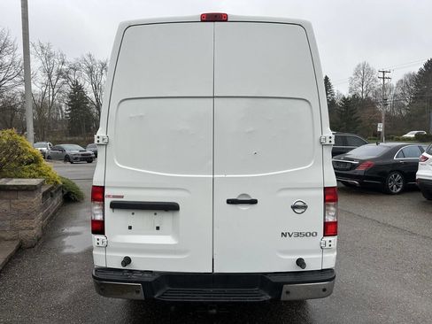 Used 2017 Nissan NV 3500 SL w/ Technology Package image 5