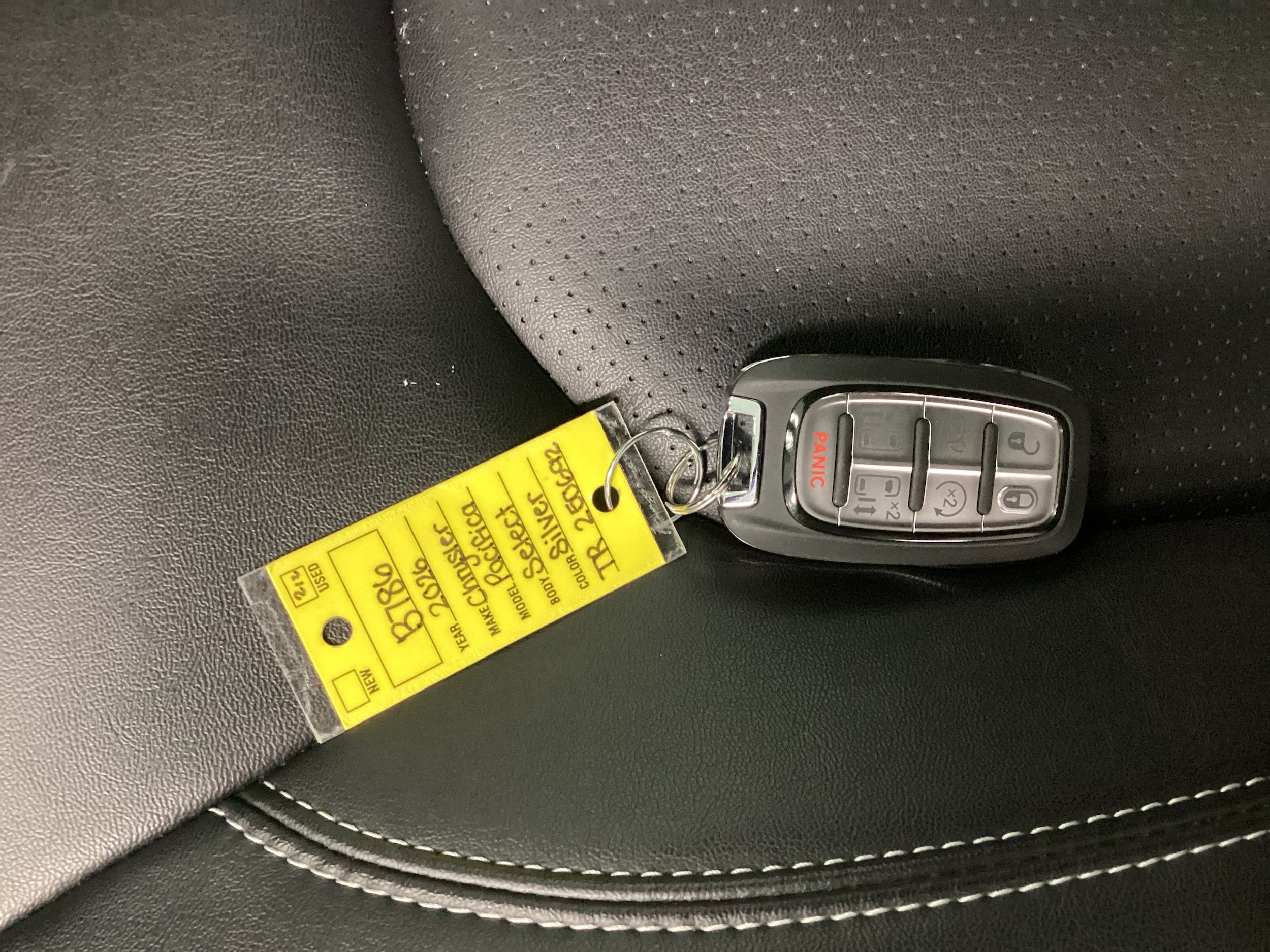 Used 2026 Chrysler Pacifica Select FWD image 33