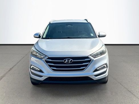 Used 2018 Hyundai Tucson SEL FWD image 2