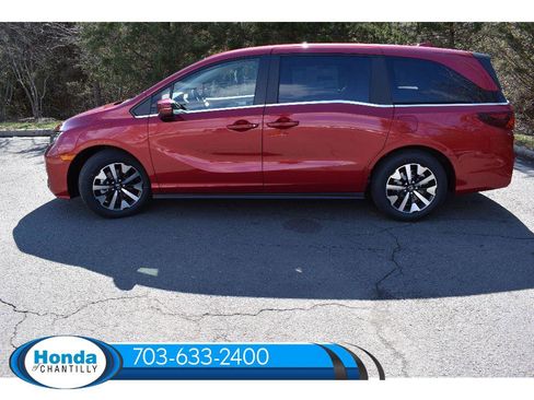 New 2026 Honda Odyssey EX-L image 4