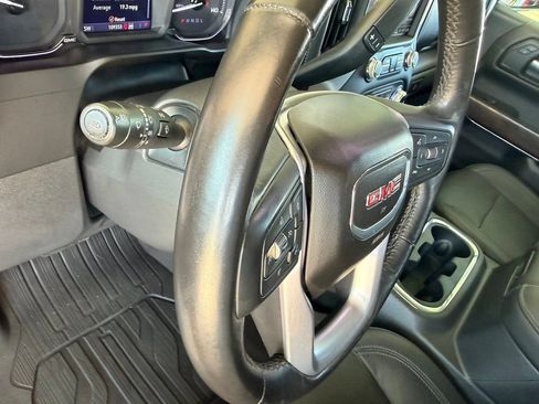 Used 2019 GMC Sierra 1500 SLT AWD/4WD image 21