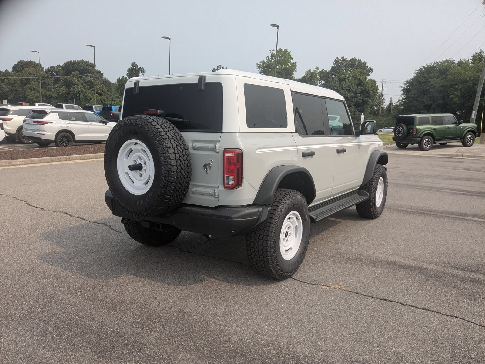 New 2026 Ford Bronco Heritage Edition AWD/4WD image 3