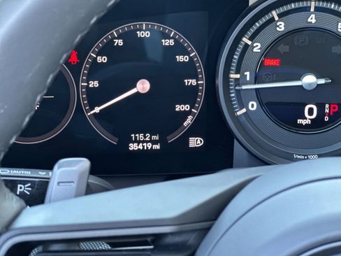 Certified 2022 Porsche 911 Carrera S RWD image 24