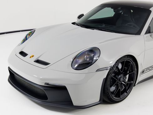 Used 2022 Porsche 911 GT3 image 53