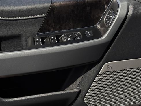 Used 2024 Ford F250 Lariat w/ Lariat Ultimate Package image 26