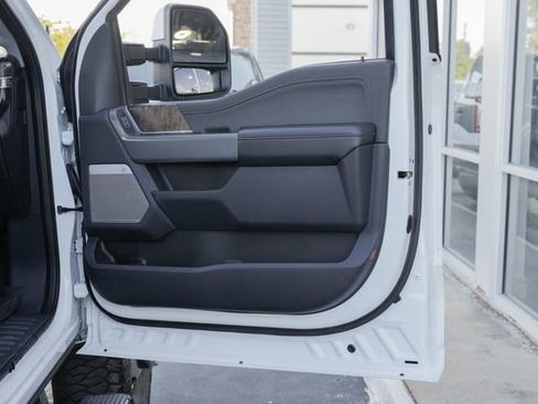 Used 2023 Ford F350 Lariat w/ Lariat Ultimate Package image 35