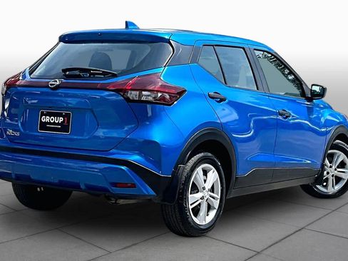 Used 2023 Nissan Kicks S FWD image 13