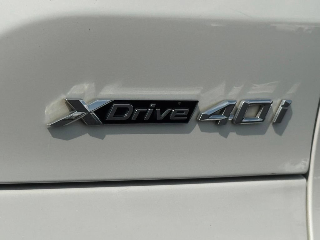 Used 2024 BMW X5 xDrive40i w/ Parking Assistance Package AWD/4WD image 11