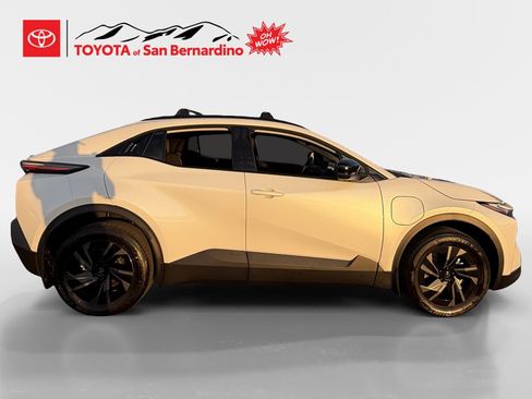 New 2026 Toyota C-HR AWD/4WD image 6