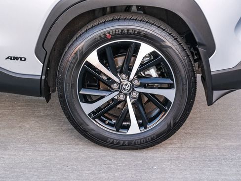 Certified 2024 Toyota Corolla Cross AWD Hybrid w/ Convenience Package image 9