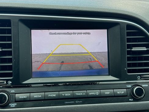 Used 2018 Hyundai Elantra SEL image 10