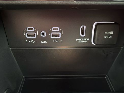 Used 2023 Jeep Grand Cherokee Trailhawk image 72