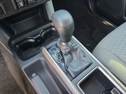 Used 2022 Toyota Tacoma SR5 image 29