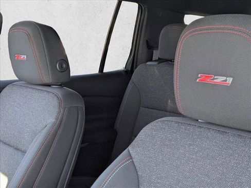 Used 2024 Chevrolet Traverse Z71 image 15