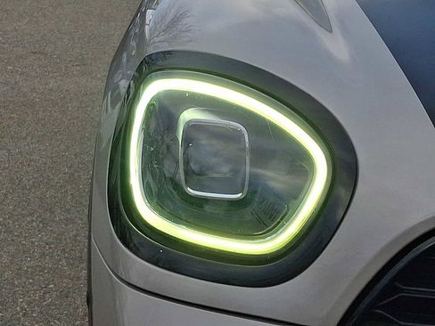 Certified 2023 MINI Cooper Countryman S image 9