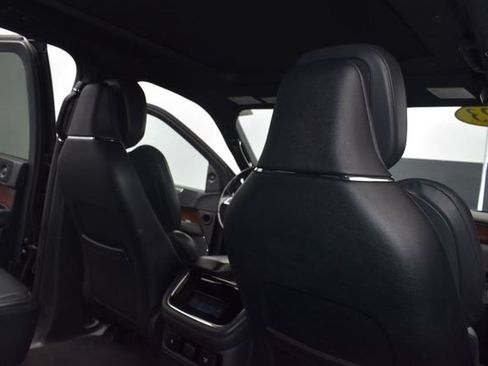 Used 2023 Lincoln Navigator Reserve AWD/4WD image 27